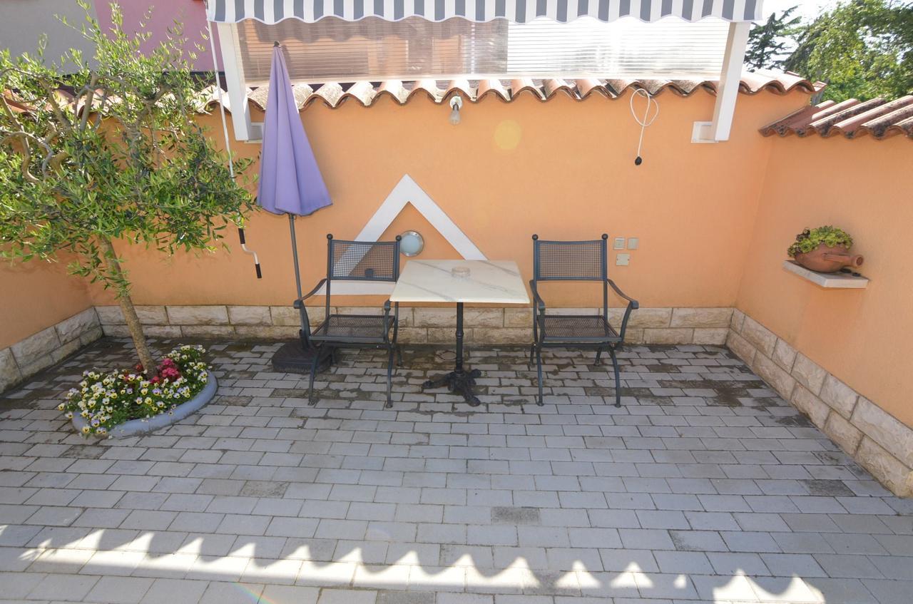 Apartmani Dekovic Materada Porec Phòng bức ảnh