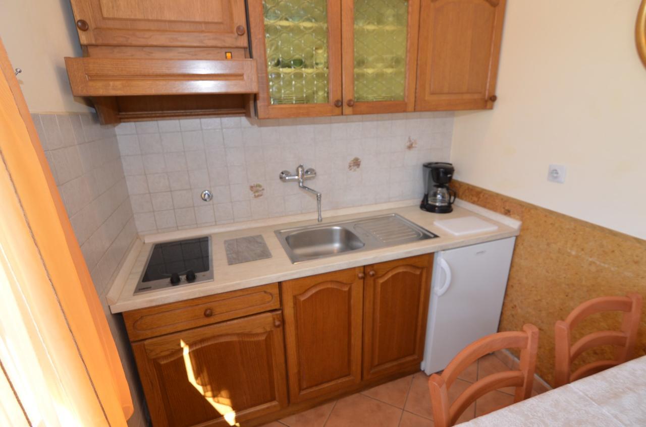 Apartmani Dekovic Materada Porec Phòng bức ảnh