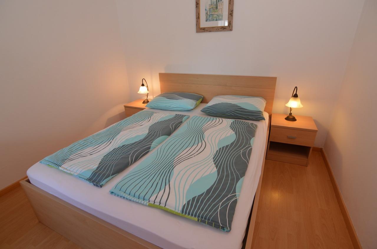 Apartmani Dekovic Materada Porec Phòng bức ảnh
